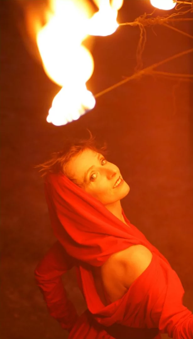 Constance Lüttich – Feuershow Dresden Sachsen