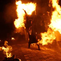 Feuershow mit Constance Lüttich