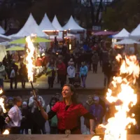 Constance mit Verzauberern auf dem Lebensart-Fest 